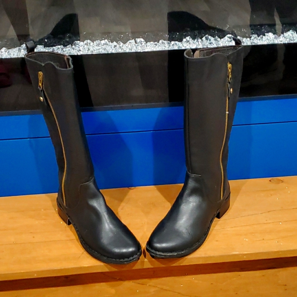 Genuine leather-suede boots/gently used/ worn twice